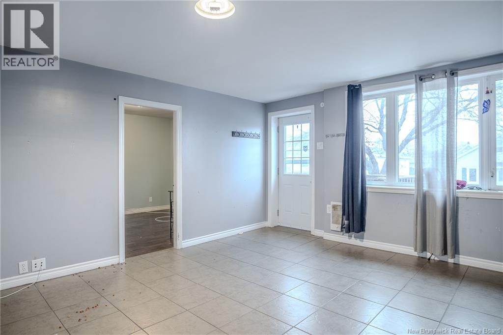 754 Beaconsfield Avenue, Saint John, New Brunswick  E2M 2K7 - Photo 13 - NB130657
