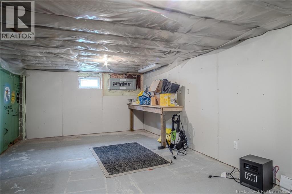 754 Beaconsfield Avenue, Saint John, New Brunswick  E2M 2K7 - Photo 19 - NB130657
