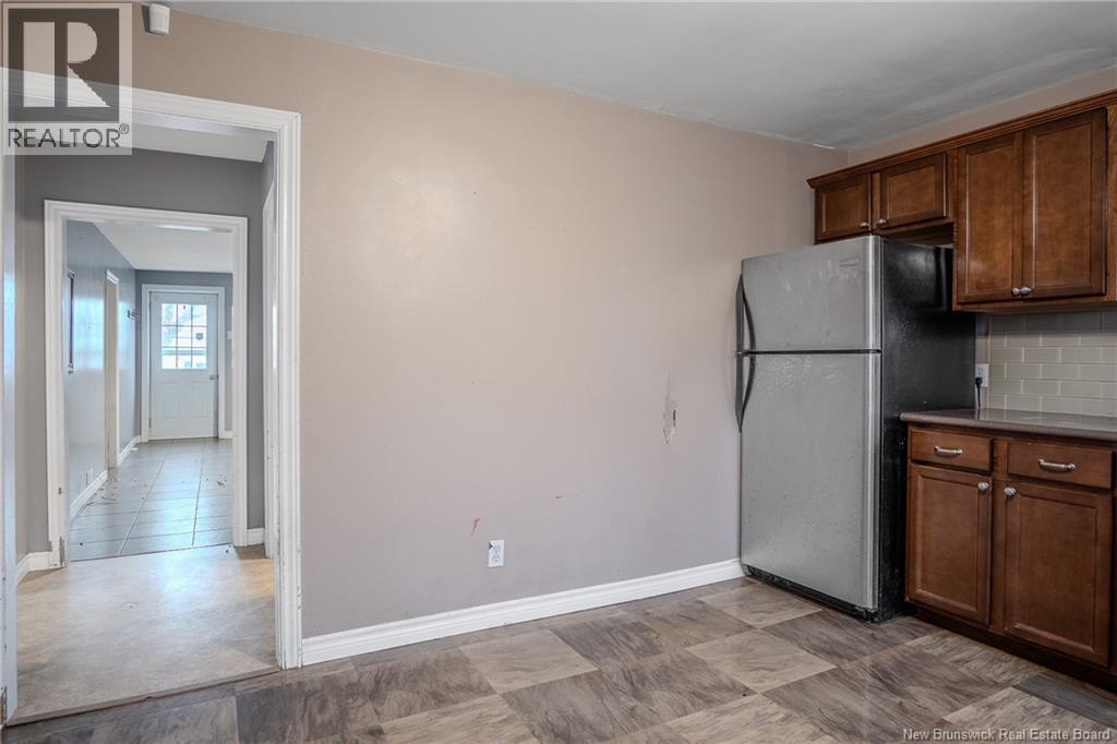 754 Beaconsfield Avenue, Saint John, New Brunswick  E2M 2K7 - Photo 6 - NB130657