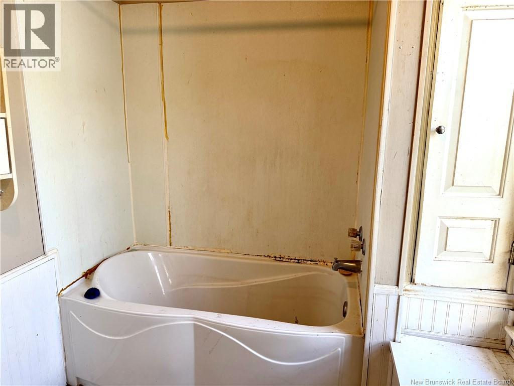 254 Sherbrooke Street, Saint John, New Brunswick  E2M 3L2 - Photo 12 - NB130494
