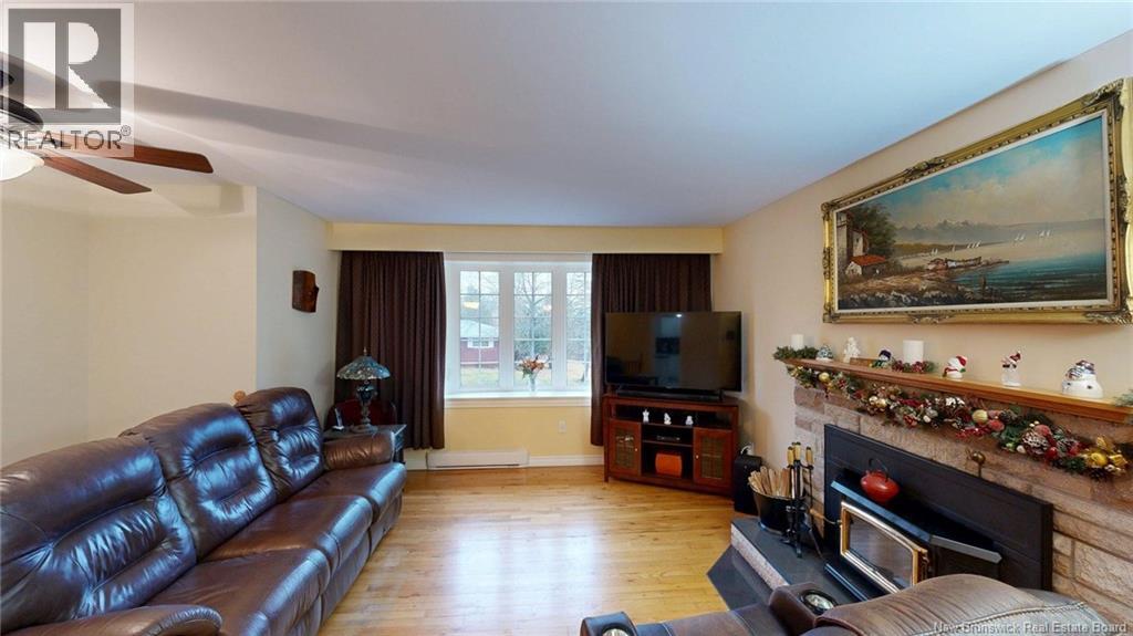 12 Ian Crescent, Rothesay, New Brunswick E2E 5P9 - Photo 9 - NB130686