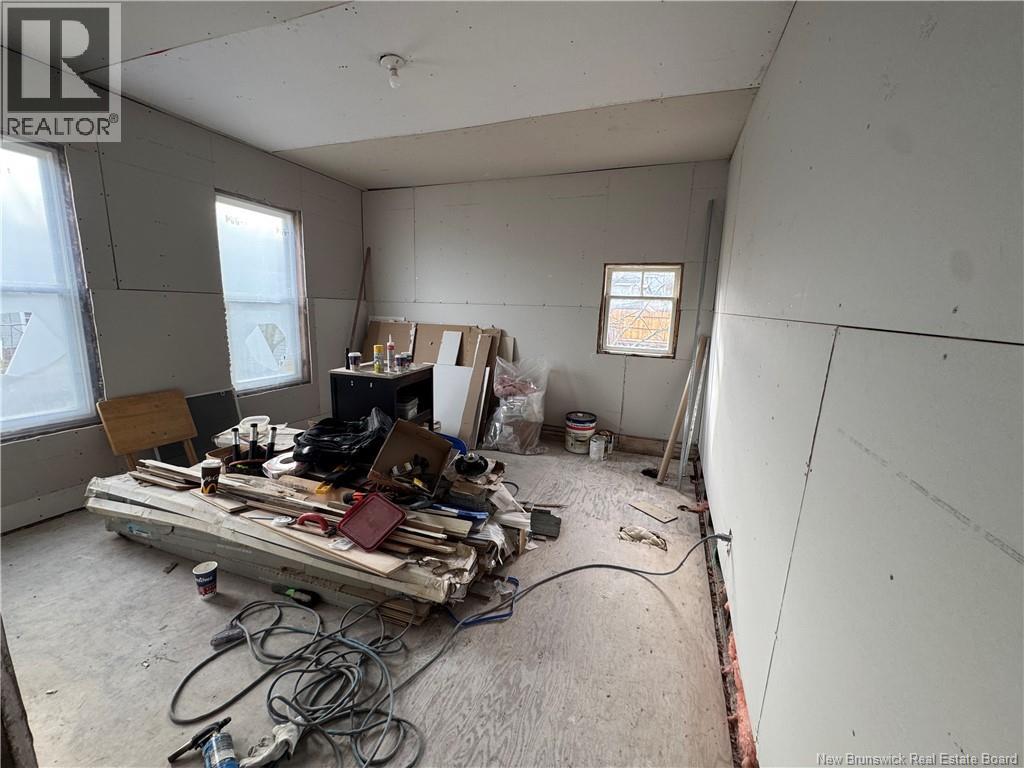 229 Rodney Street, Saint John, New Brunswick  E2M 1X5 - Photo 15 - NB130787