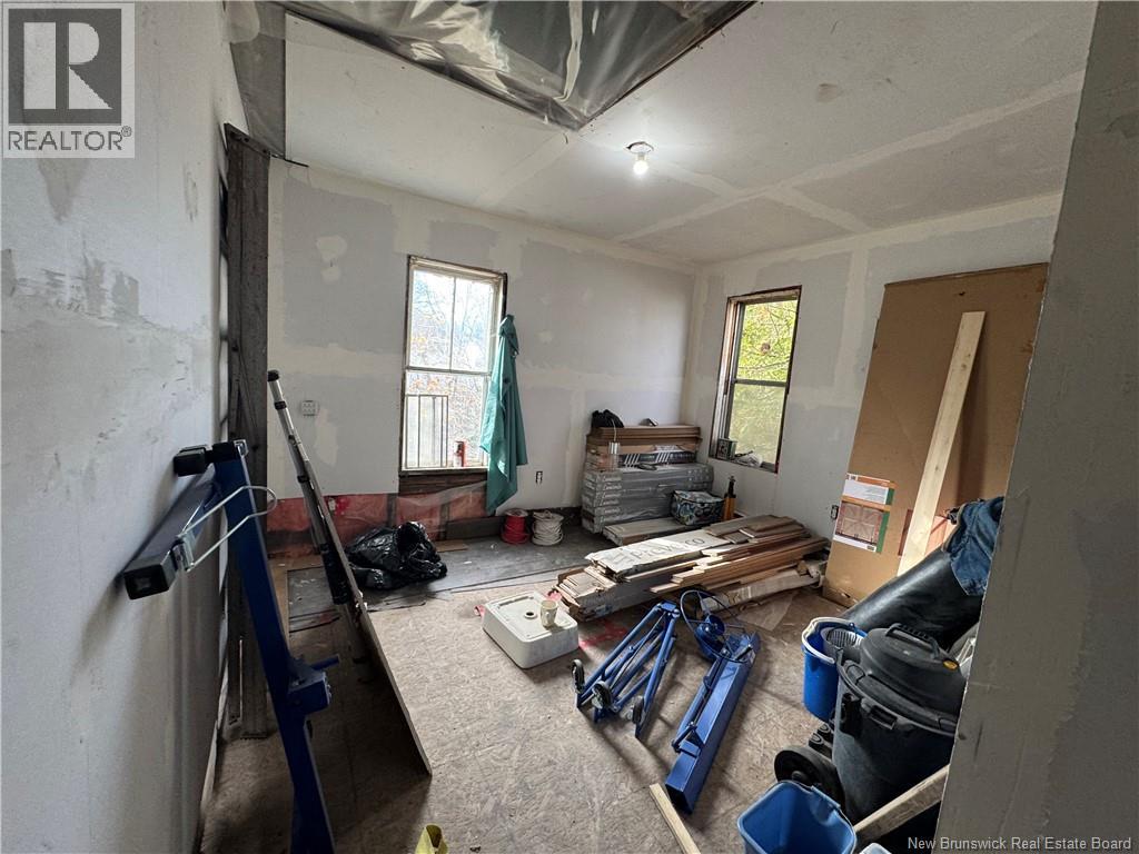 229 Rodney Street, Saint John, New Brunswick  E2M 1X5 - Photo 16 - NB130787