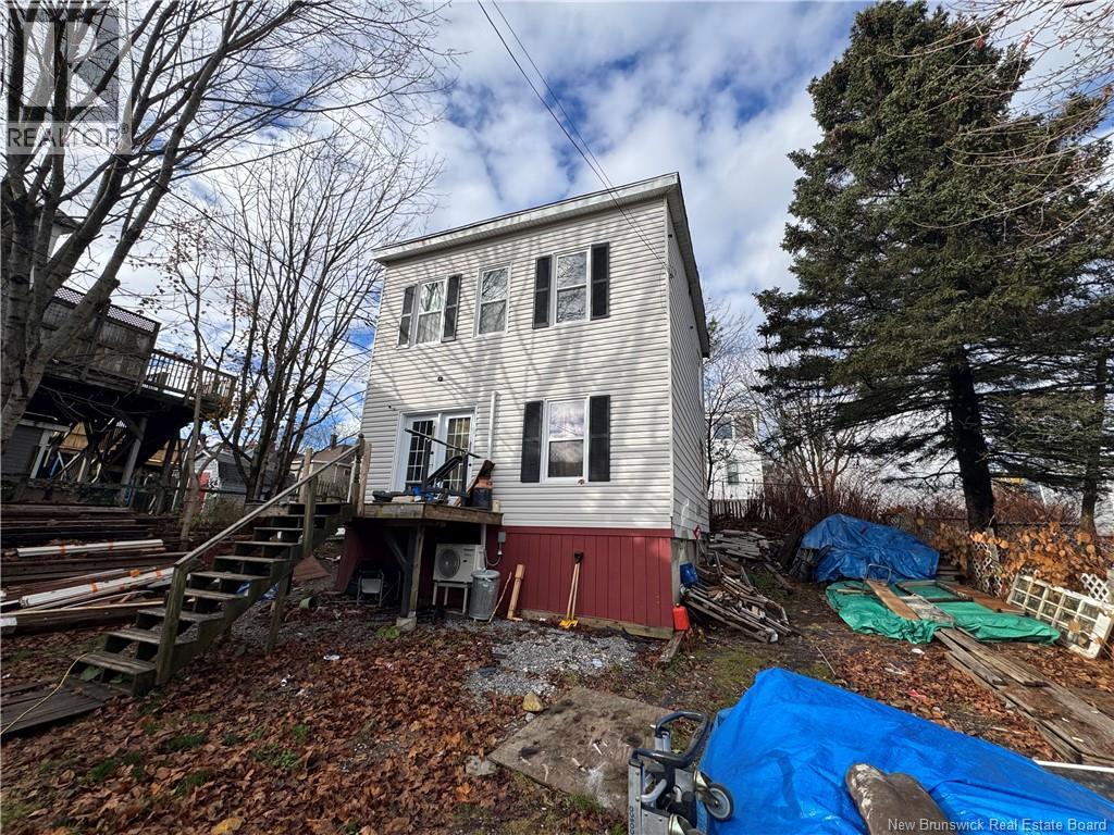 229 Rodney Street, Saint John, New Brunswick  E2M 1X5 - Photo 3 - NB130787