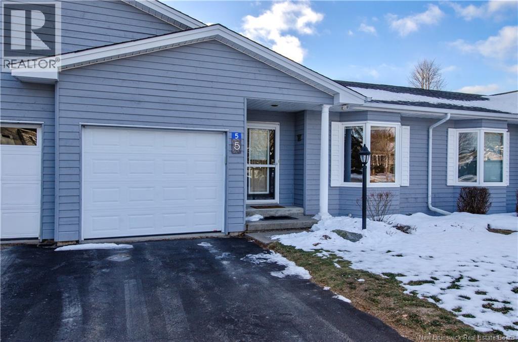 5 Windermere Court, Rothesay, New Brunswick  E2E 5Y4 - Photo 2 - NB131256