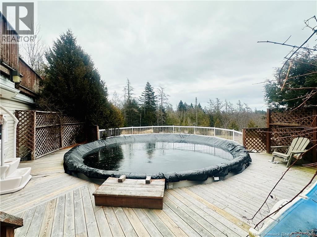 2241 Ocean Westway, Saint John, New Brunswick E2M 5H8 - Photo 11 - NB130182