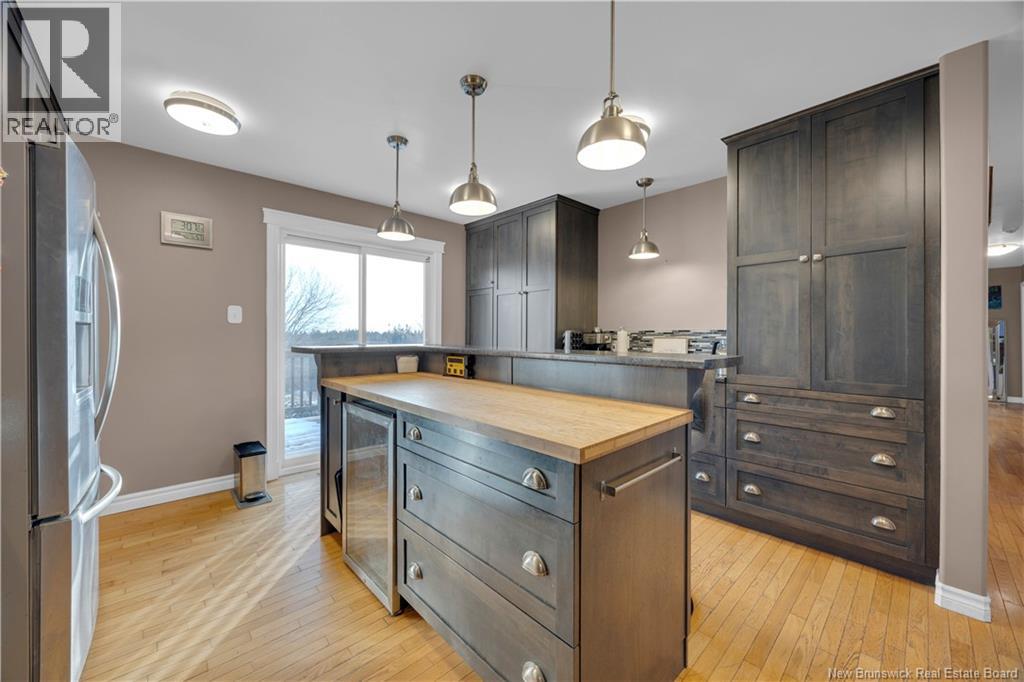 2241 Ocean Westway, Saint John, New Brunswick E2M 5H8 - Photo 19 - NB130182