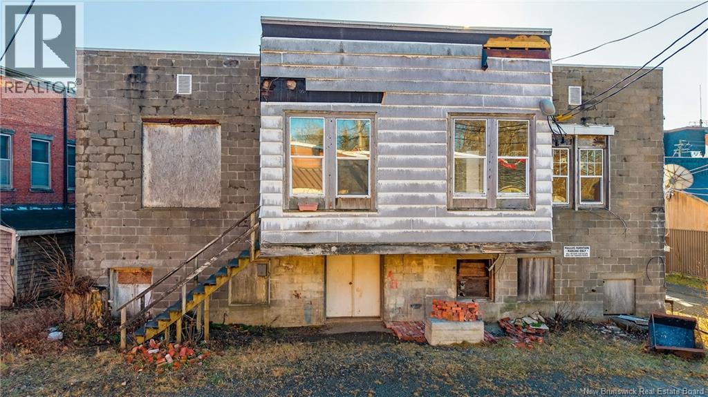 11 Milltown Boulevard, St. Stephen, New Brunswick E3L 1G2 - Photo 48 - NB131455