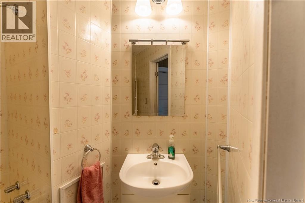 7 Queen W Street, St. Stephen, New Brunswick  E3L 2J7 - Photo 42 - NB131594