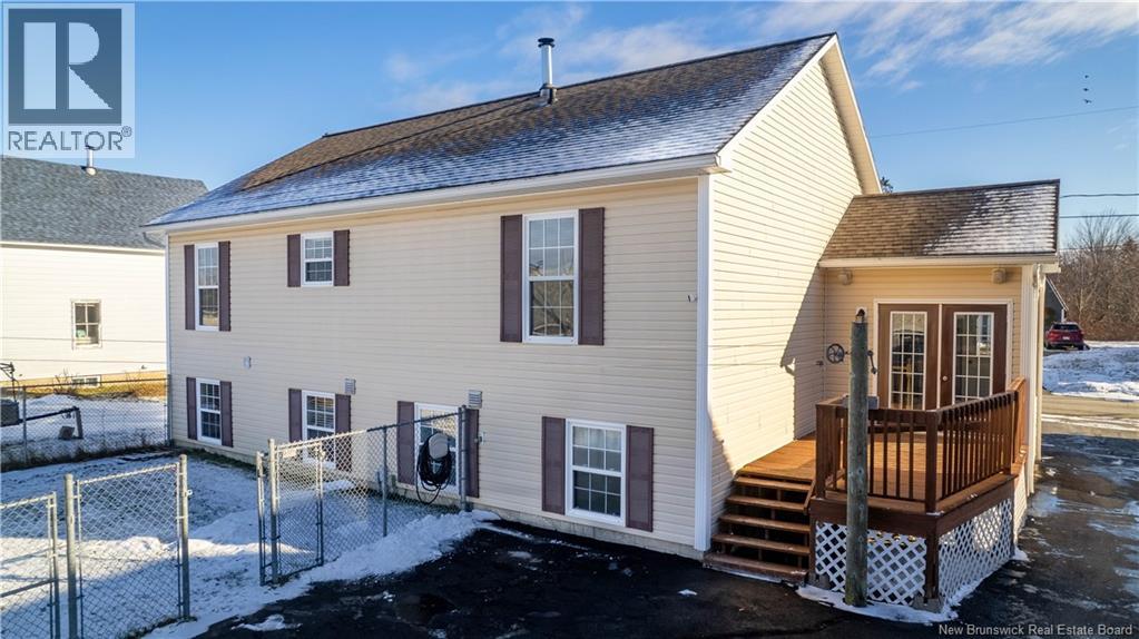 60 Princess Street, St. Stephen, New Brunswick  E3L 2G2 - Photo 4 - NB132349