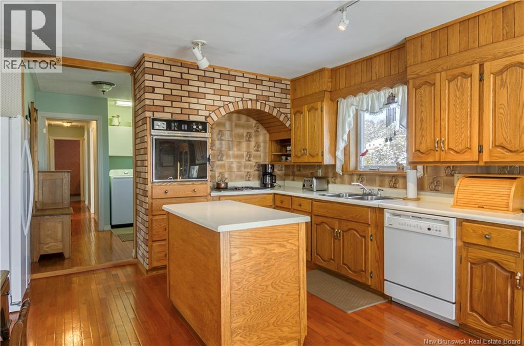 50 Mellinger Crescent, Saint John, New Brunswick E2M 6S8 - Photo 9 - NB132565