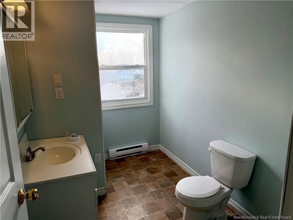 86 Glen Road, Saint John, New Brunswick E2H 2E1 - Photo 10 - NB132634