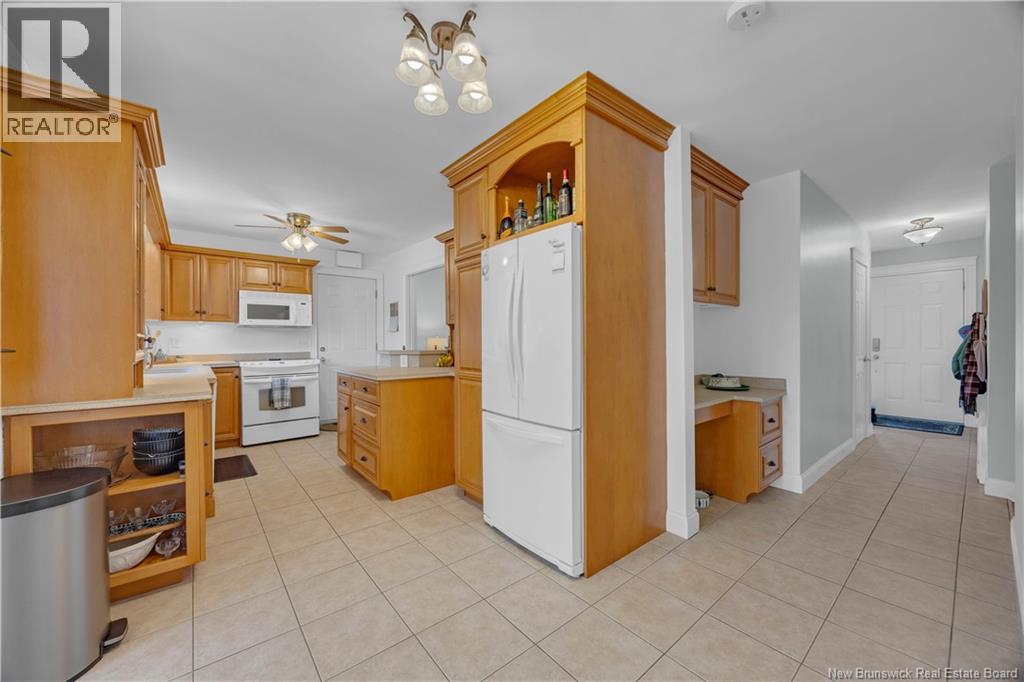 18 Holiday Drive, Rothesay, New Brunswick  E2H 1E2 - Photo 12 - NB132726