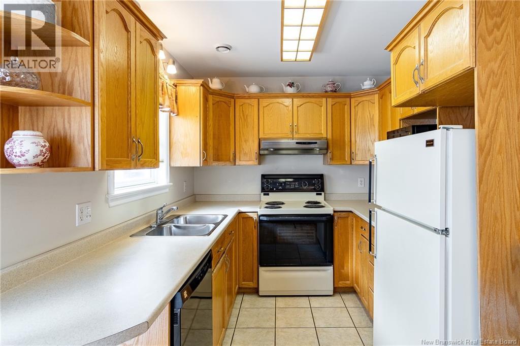 3 Manchester Avenue, Saint John, New Brunswick E2M 5T2 - Photo 13 - NB132995