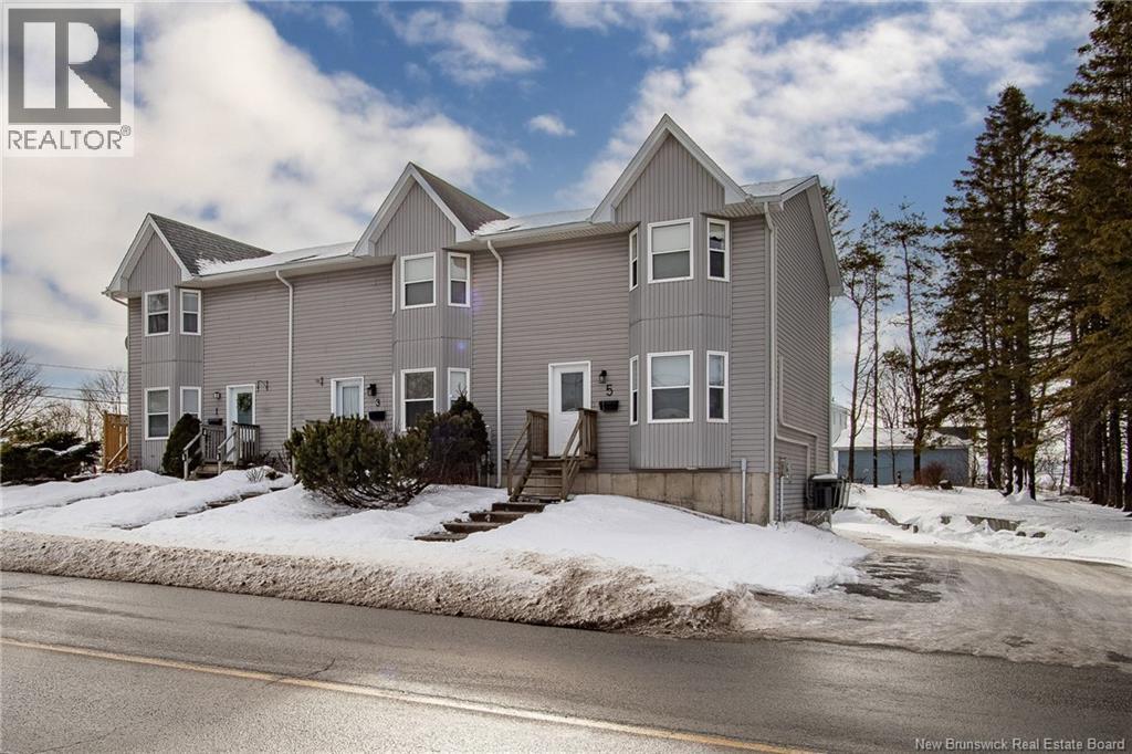 3 Manchester Avenue, Saint John, New Brunswick E2M 5T2 - Photo 4 - NB132995