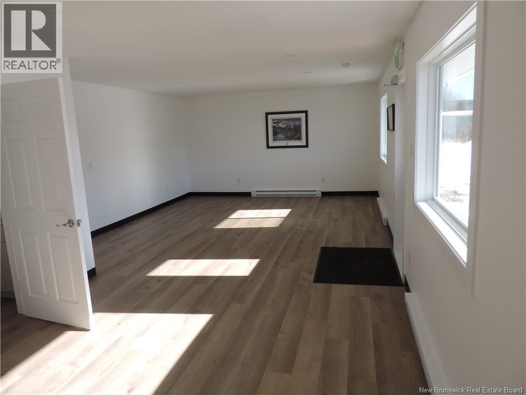 594 Rothesay Avenue Unit# 3, Saint John, New Brunswick E2H 2H1 - Photo 2 - NB133326