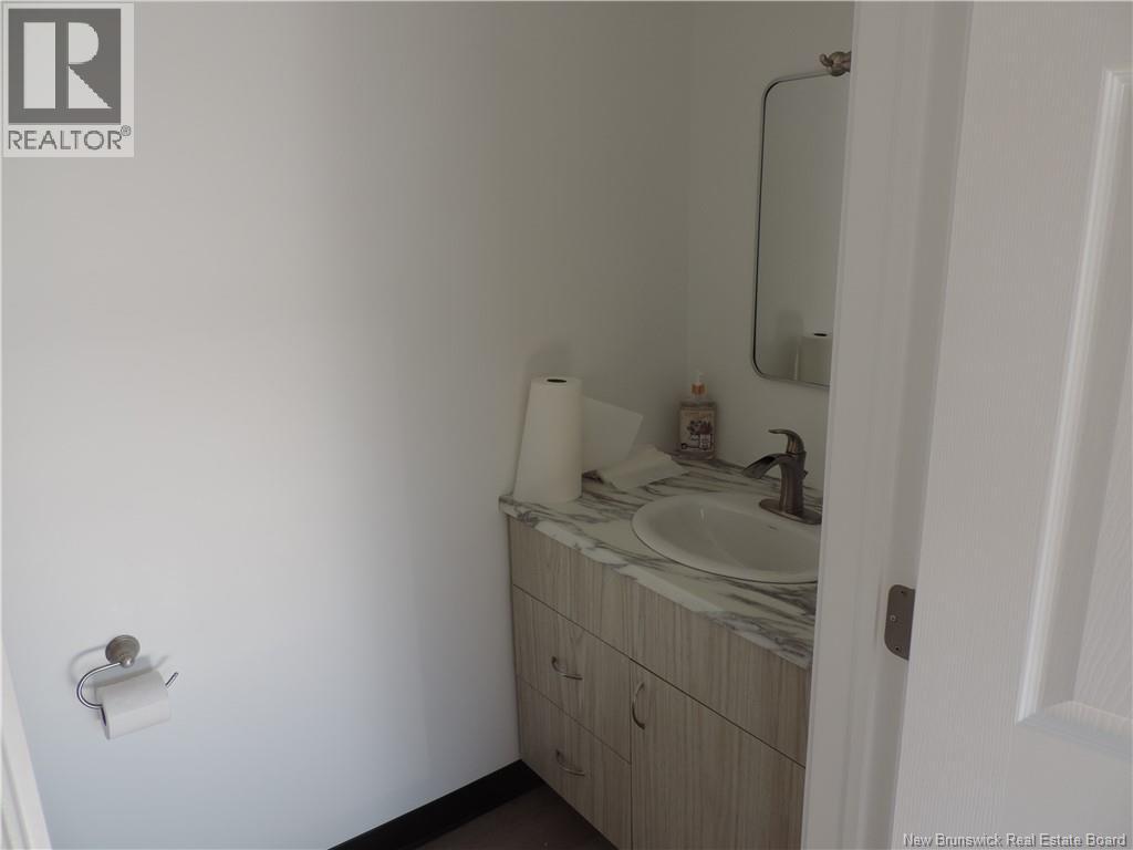 594 Rothesay Avenue Unit# 3, Saint John, New Brunswick E2H 2H1 - Photo 3 - NB133326