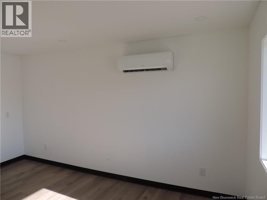 594 Rothesay Avenue Unit# 2, Saint John, New Brunswick E2H 2H1 - Photo 4 - NB133324