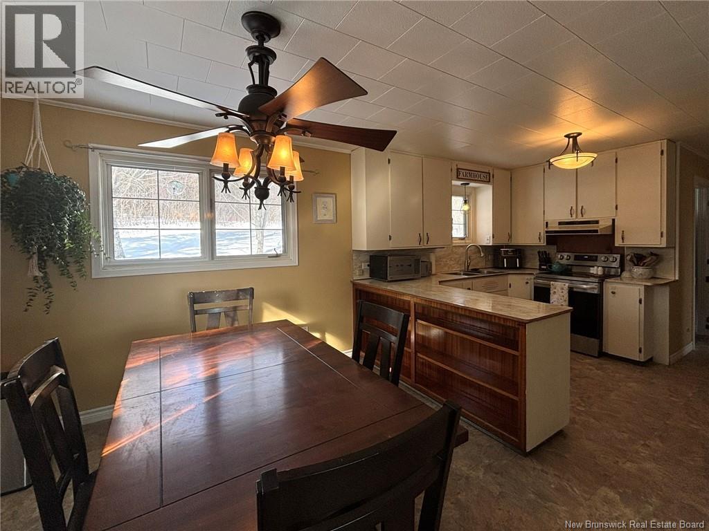 94 Whistle Road, Grand Manan, New Brunswick  E5G 1B3 - Photo 7 - NB133489