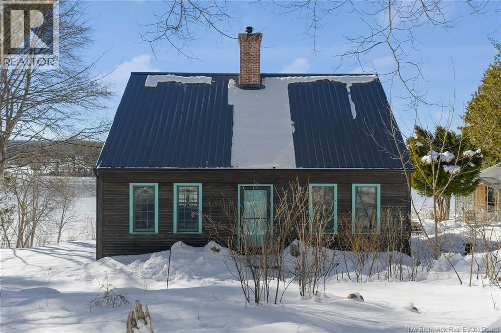 18 Whispering Pines, Dufferin, New Brunswick