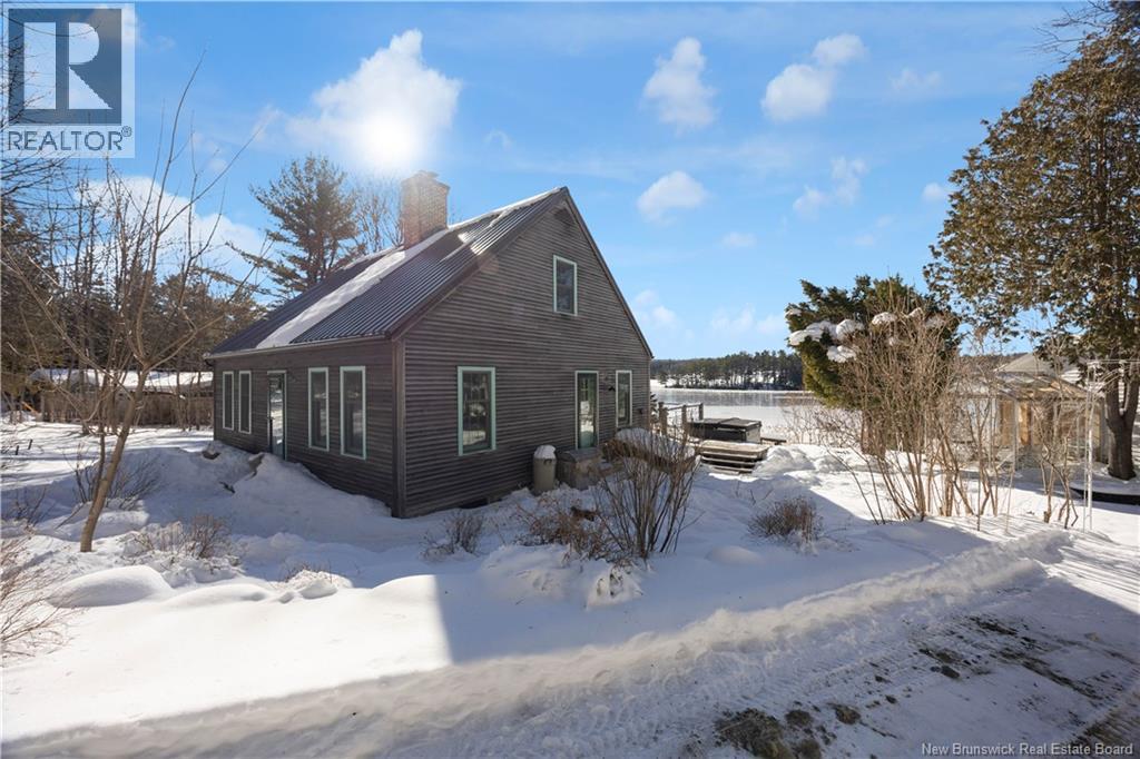 18 Whispering Pines, Dufferin, New Brunswick  E3L 3J4 - Photo 2 - NB133463