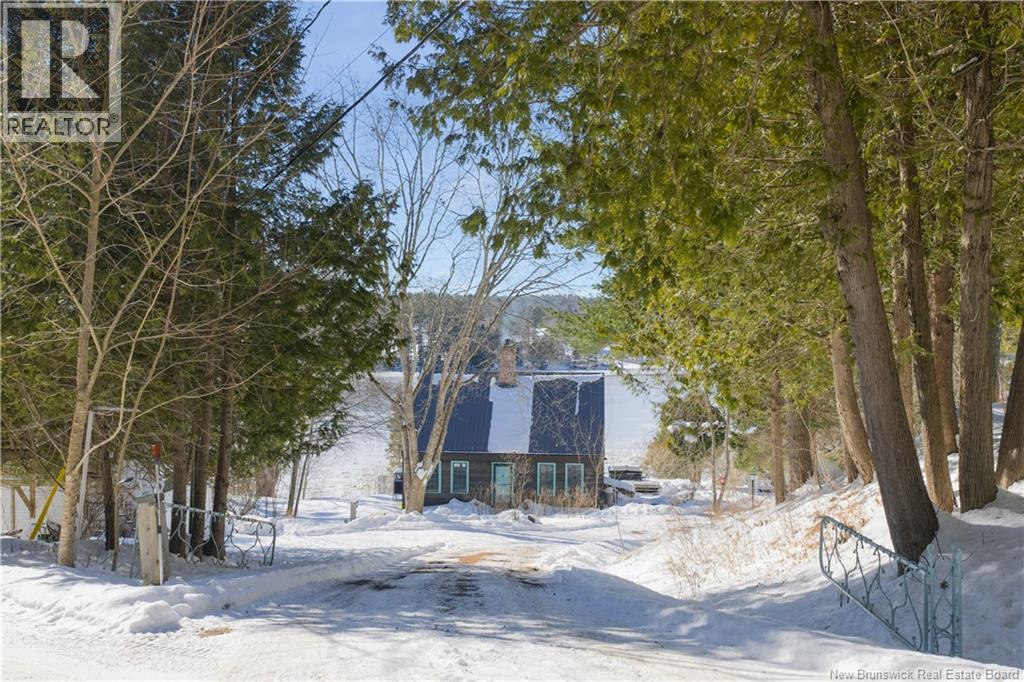 18 Whispering Pines, Dufferin, New Brunswick  E3L 3J4 - Photo 4 - NB133463