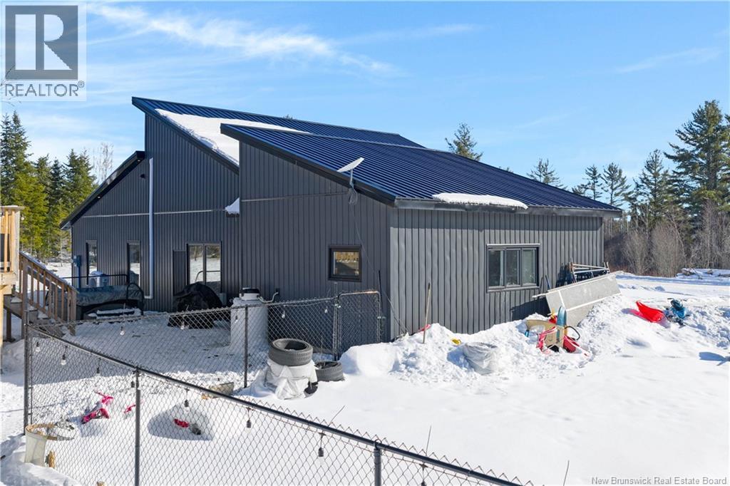 9 Crest Avenue, Heathland, New Brunswick  E3L 0G8 - Photo 25 - NB132958