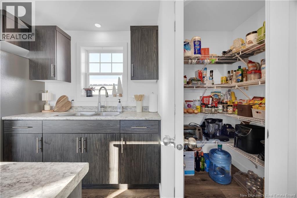 17 Rex Hurley Boulevard, Saint John, New Brunswick E2H 0B6 - Photo 4 - NB133394