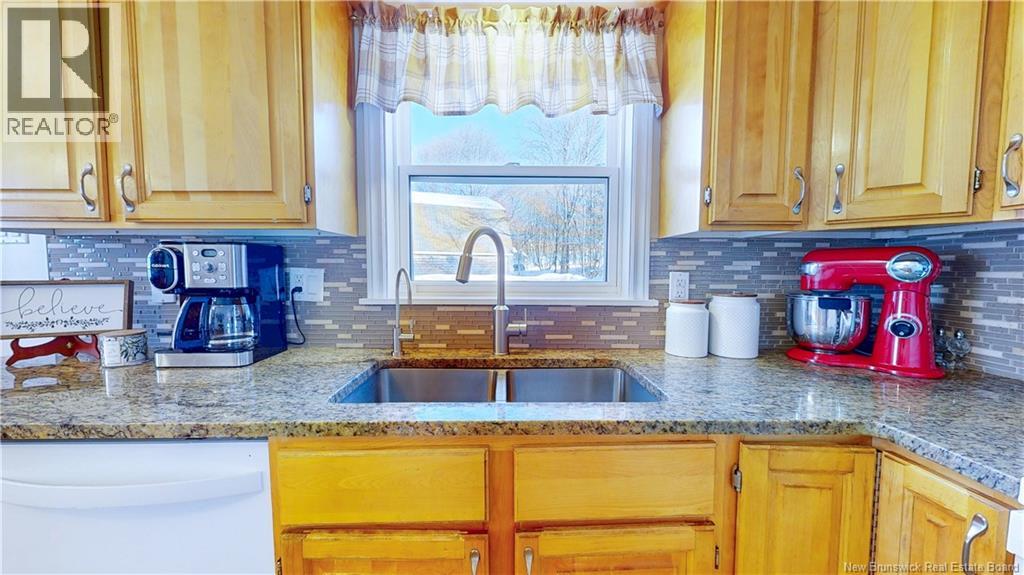 360 Gondola Point Road, Rothesay, New Brunswick E2E 1X5 - Photo 14 - NB133545
