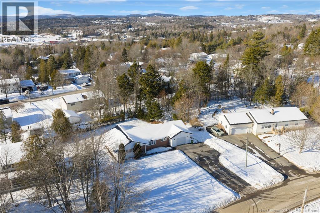 12 Dunrobin Street, Rothesay, New Brunswick E2E 3R3 - Photo 47 - NB133817