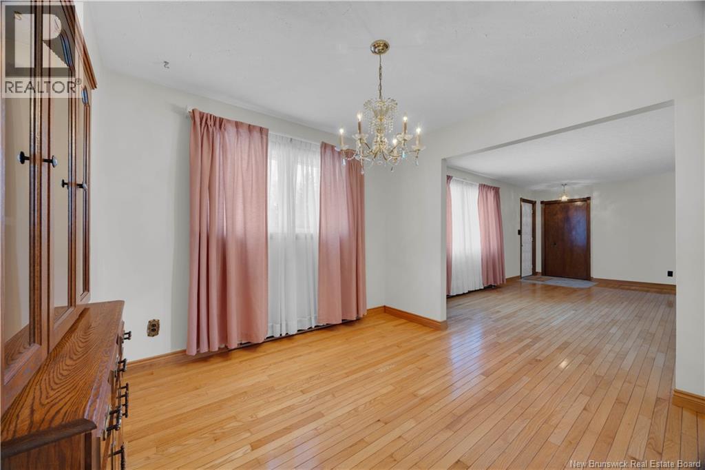 12 Dunrobin Street, Rothesay, New Brunswick E2E 3R3 - Photo 8 - NB133817