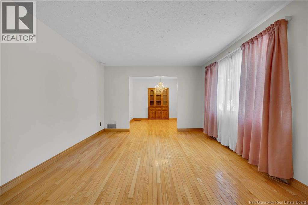 12 Dunrobin Street, Rothesay, New Brunswick E2E 3R3 - Photo 9 - NB133817