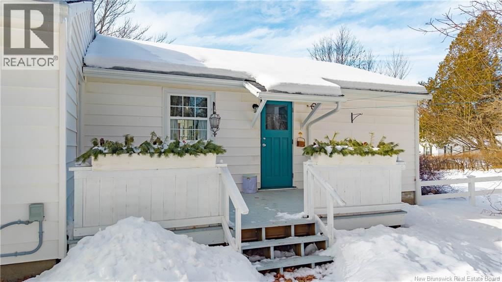 17 Porter Street, St. Stephen, New Brunswick  E3L 2M8 - Photo 5 - NB133847