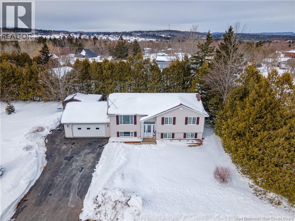 11 Sunrise Drive, Quispamsis, New Brunswick  E2E 4V2 - Photo 2 - NB134200