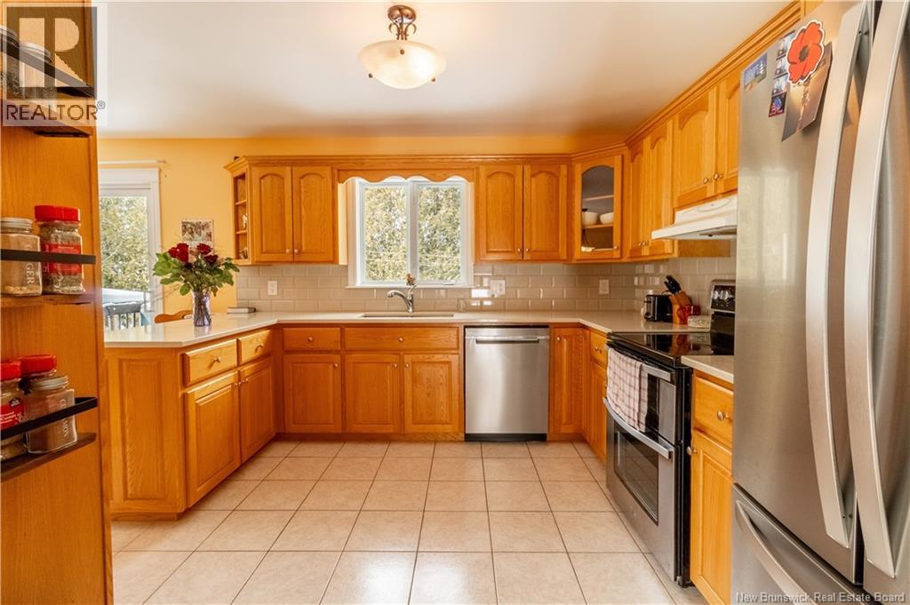 11 Sunrise Drive, Quispamsis, New Brunswick  E2E 4V2 - Photo 7 - NB134200