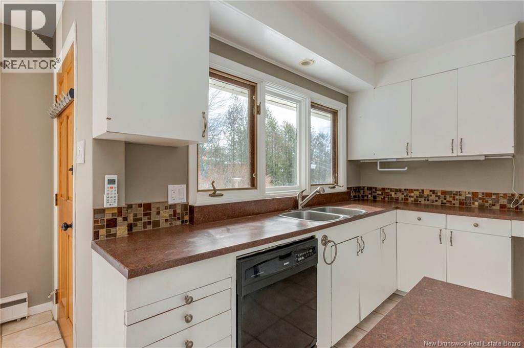 80 Oak Terrace, Saint John, New Brunswick  E2M 4N1 - Photo 19 - NB133867