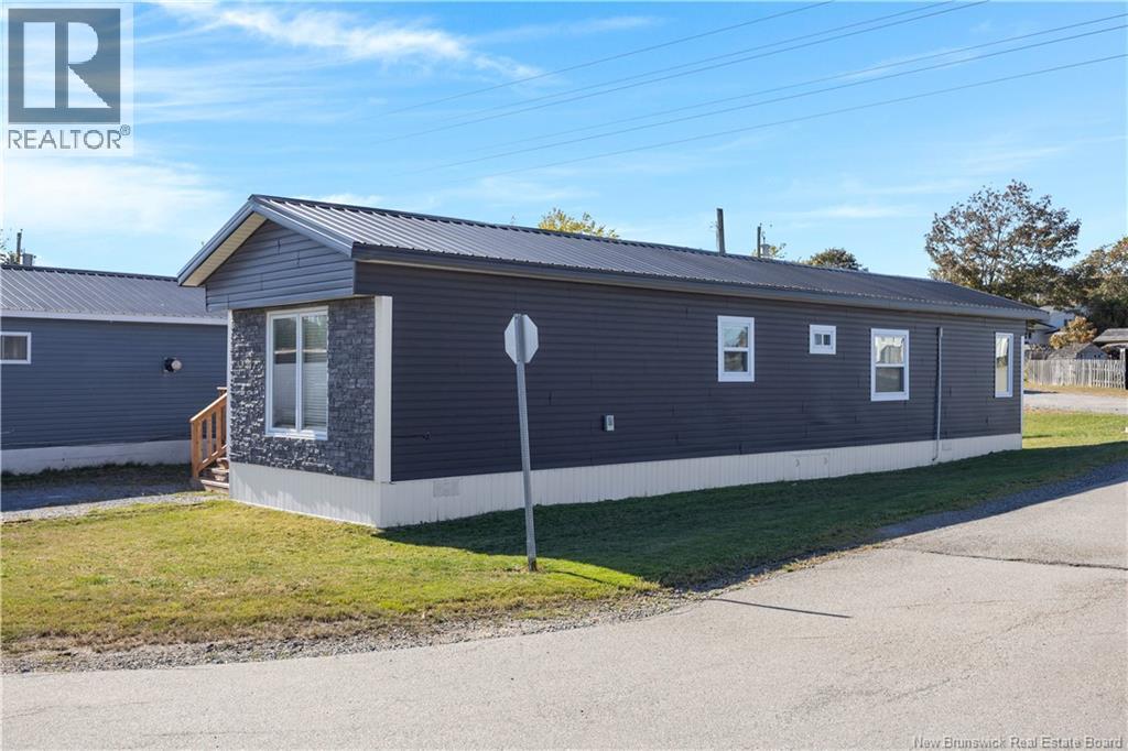 30 Violet Street, Saint John, New Brunswick  E2M 5N2 - Photo 21 - NB133429