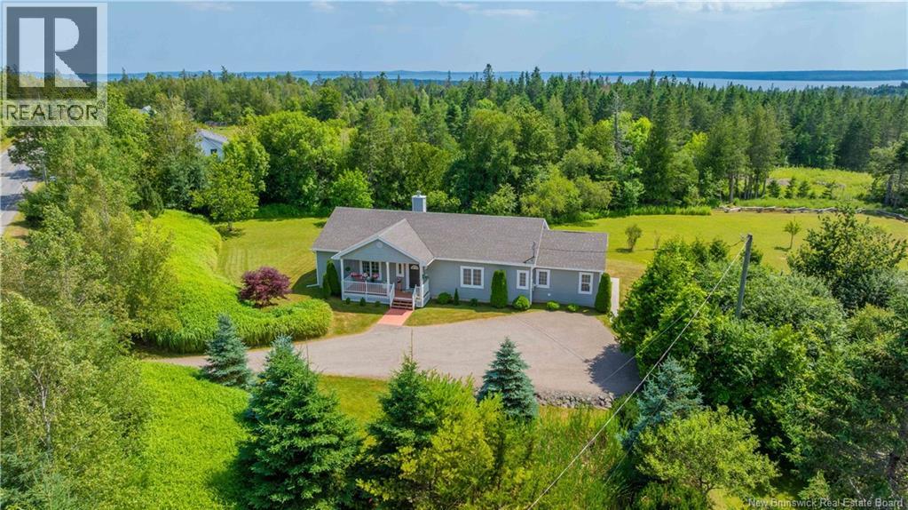703 Bayview Drive, Saint Andrews, New Brunswick  E5B 2N2 - Photo 2 - NB134225