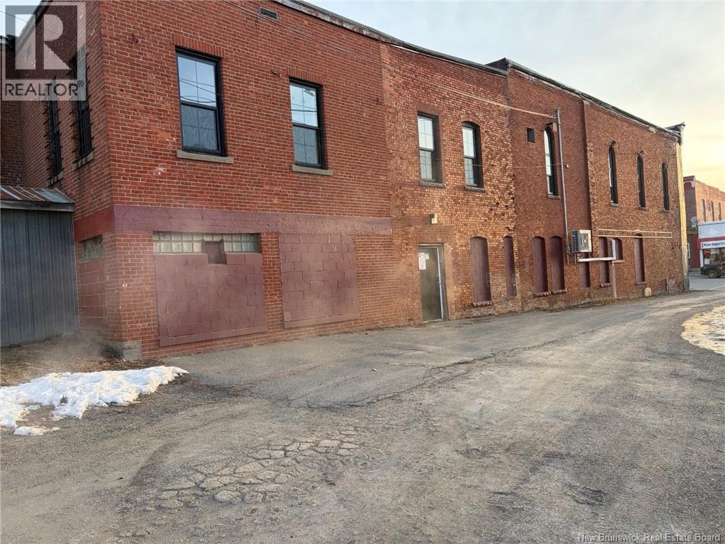 16 King Street, St. Stephen, New Brunswick  E3L 2B9 - Photo 3 - NB134331