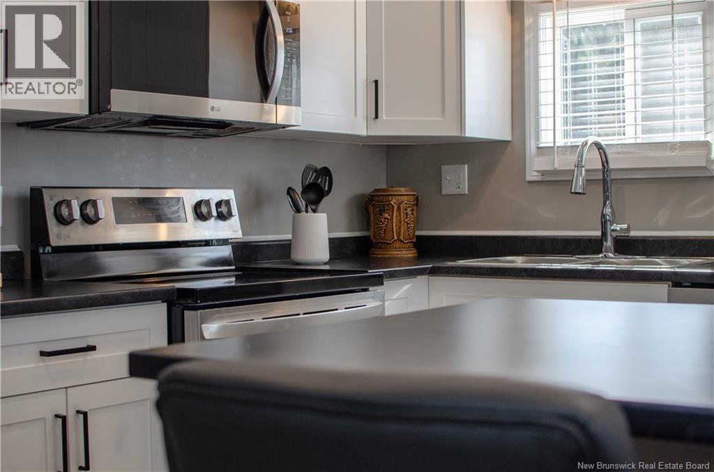 76 Glen View Drive, Saint John, New Brunswick  E2H 2R6 - Photo 3 - NB134284