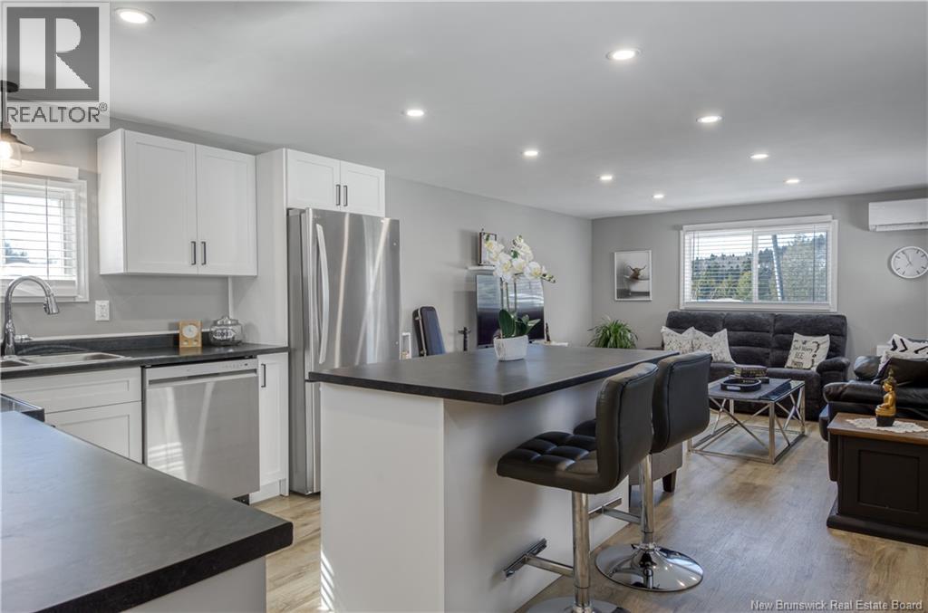 76 Glen View Drive, Saint John, New Brunswick  E2H 2R6 - Photo 4 - NB134284