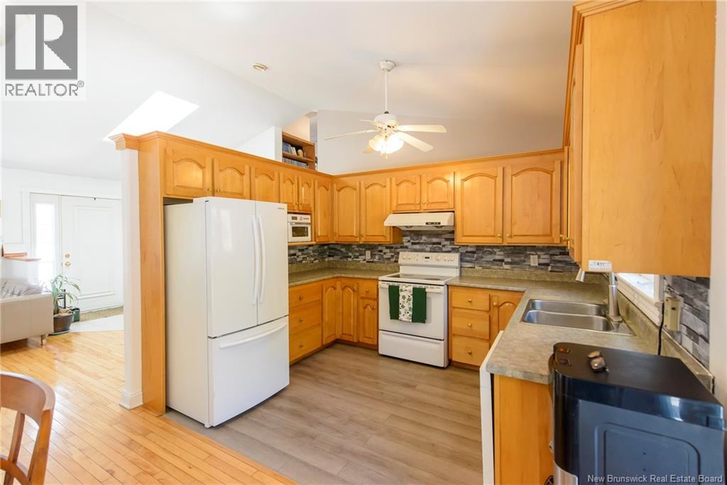 77 Donlyn Drive, Rothesay, New Brunswick  E2E 4X7 - Photo 8 - NB134261