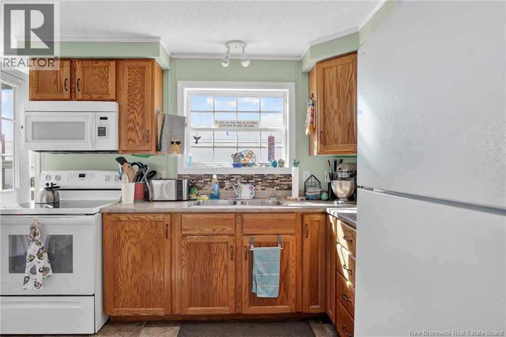 27 Rex Hurley Boulevard, Saint John, New Brunswick  E2H 0B6 - Photo 11 - NB134455