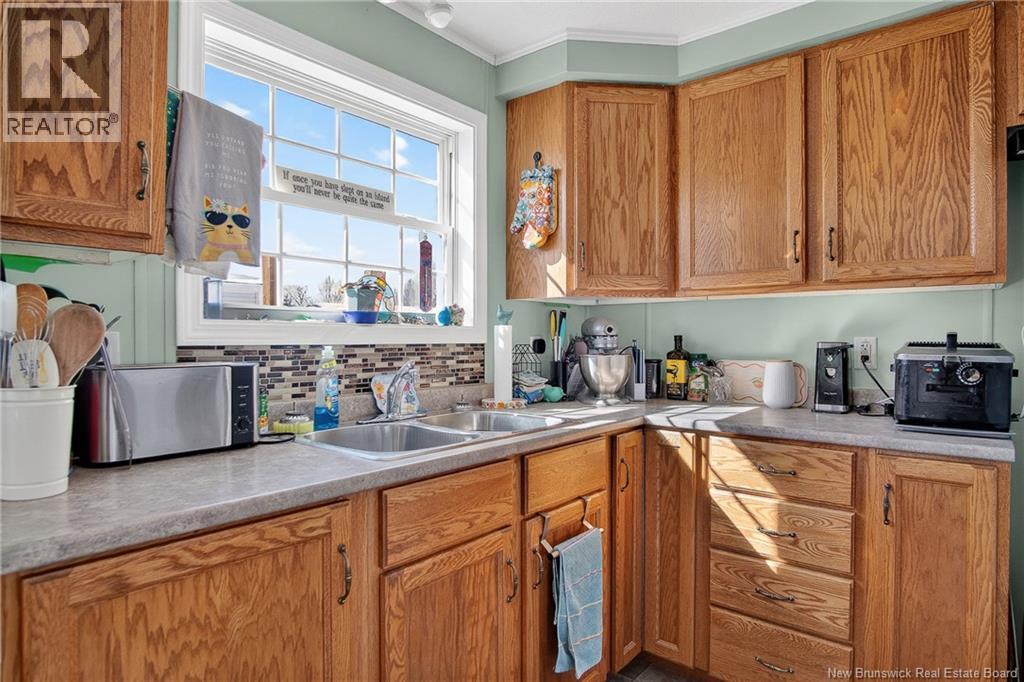 27 Rex Hurley Boulevard, Saint John, New Brunswick  E2H 0B6 - Photo 12 - NB134455