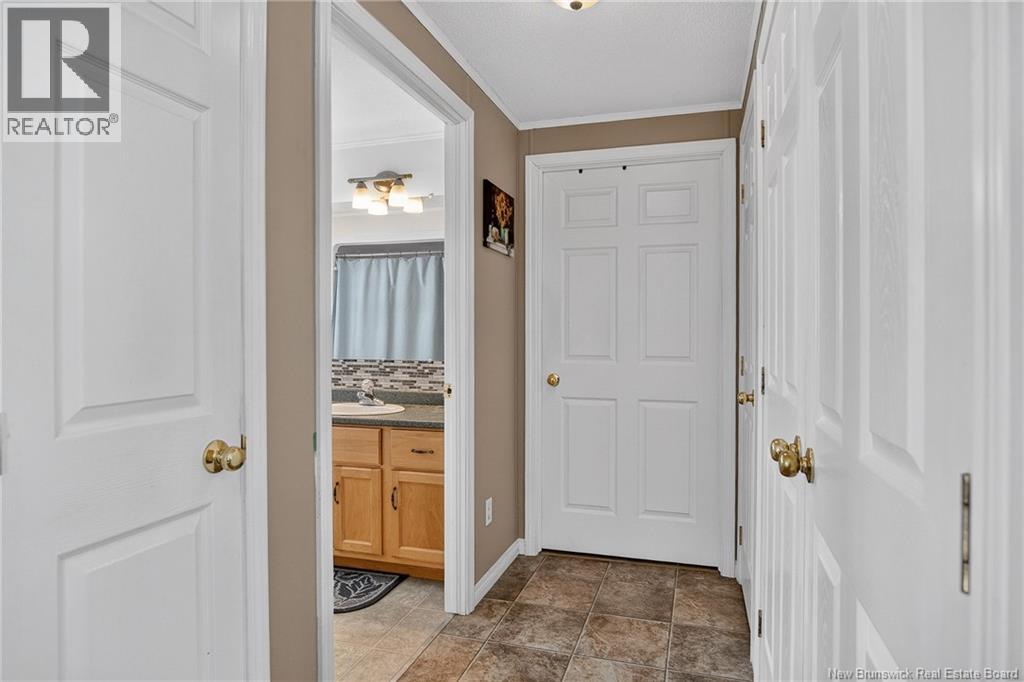 27 Rex Hurley Boulevard, Saint John, New Brunswick  E2H 0B6 - Photo 16 - NB134455