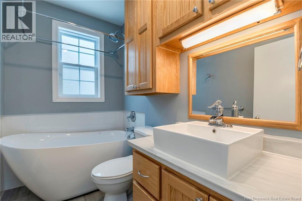 379 Mansfield Street, Saint John, New Brunswick  E2M 2Z9 - Photo 21 - NB134488