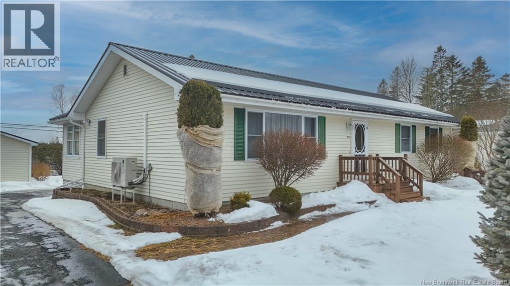 35 Thomas Avenue, Saint Andrews, New Brunswick  E5B 2M7 - Photo 3 - NB134169