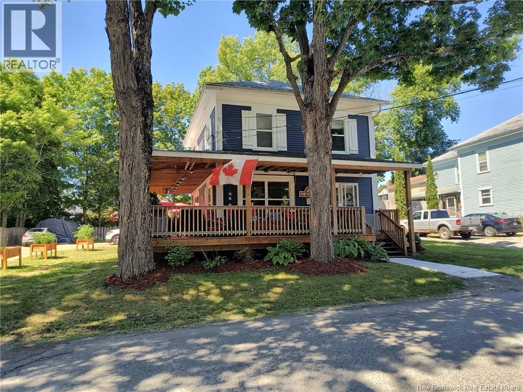 44 Porter Street, St. Stephen, New Brunswick  E3L 2M7 - Photo 4 - NB135012