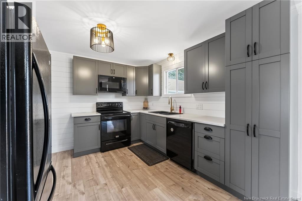1 Abbott Street, St. Stephen, New Brunswick  E3L 3A8 - Photo 5 - NB135098