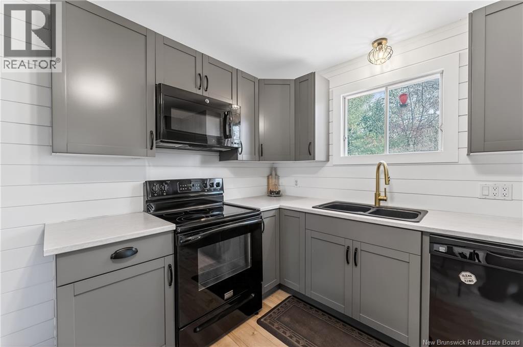 1 Abbott Street, St. Stephen, New Brunswick  E3L 3A8 - Photo 6 - NB135098